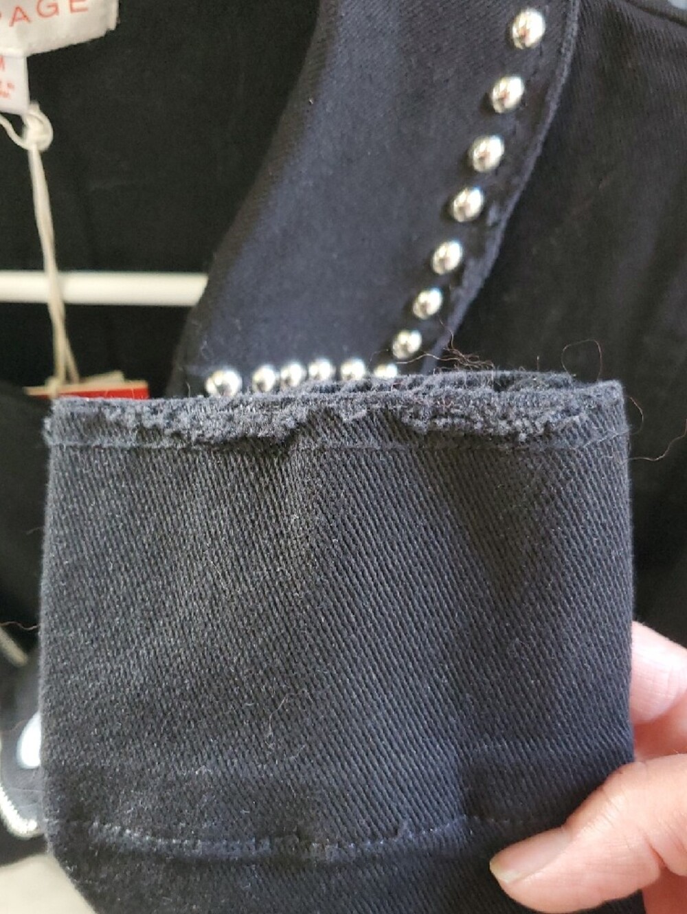 NWT RAMPAGE SIZE M WOMENS BLACK STUDDED DENIM JEAN JACKET - Picture 8 of 8